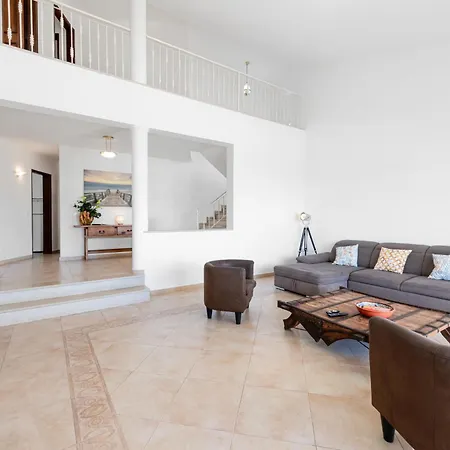 בית נופש Orada By Interhome אלבופיירה