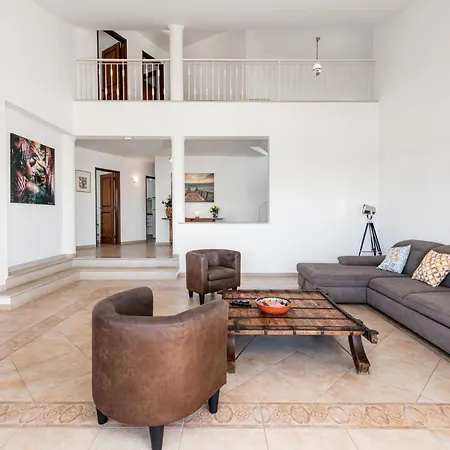 בית נופש Orada By Interhome אלבופיירה