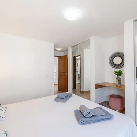 בית נופש Orada By Interhome *