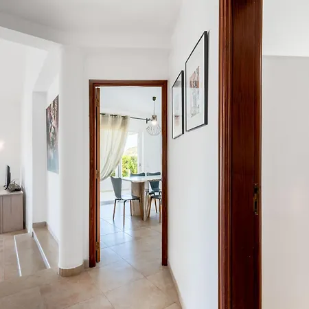 Orada By Interhome Casa vacanze